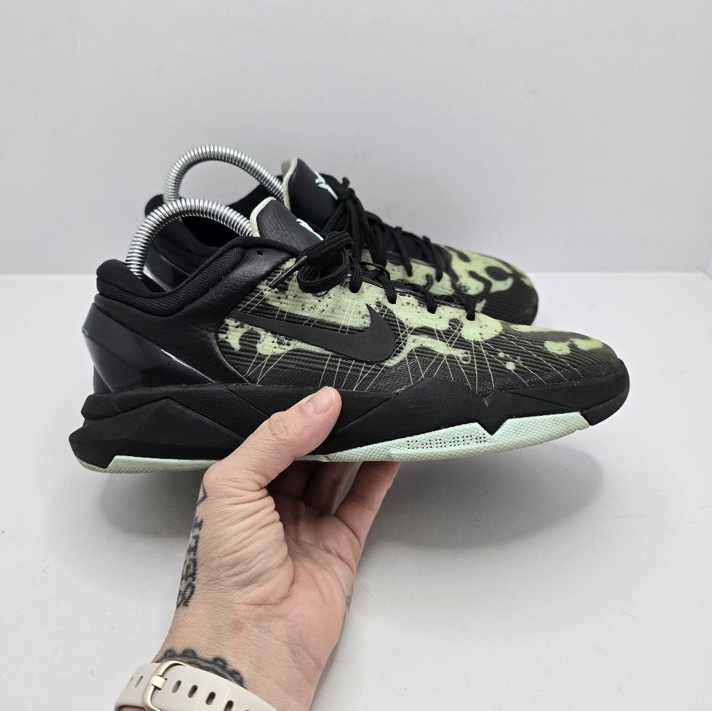 Nike | Kobe 7 System 'Mint Poison Dart Frog' sporty low-top sneakers | WMS 6.5 - Picture 4 of 15